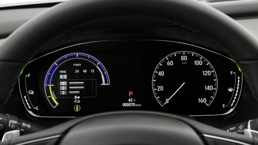 Панель приборов Honda Accord Touring Hybrid 2017 года  (NA) (фото 36 из 170)